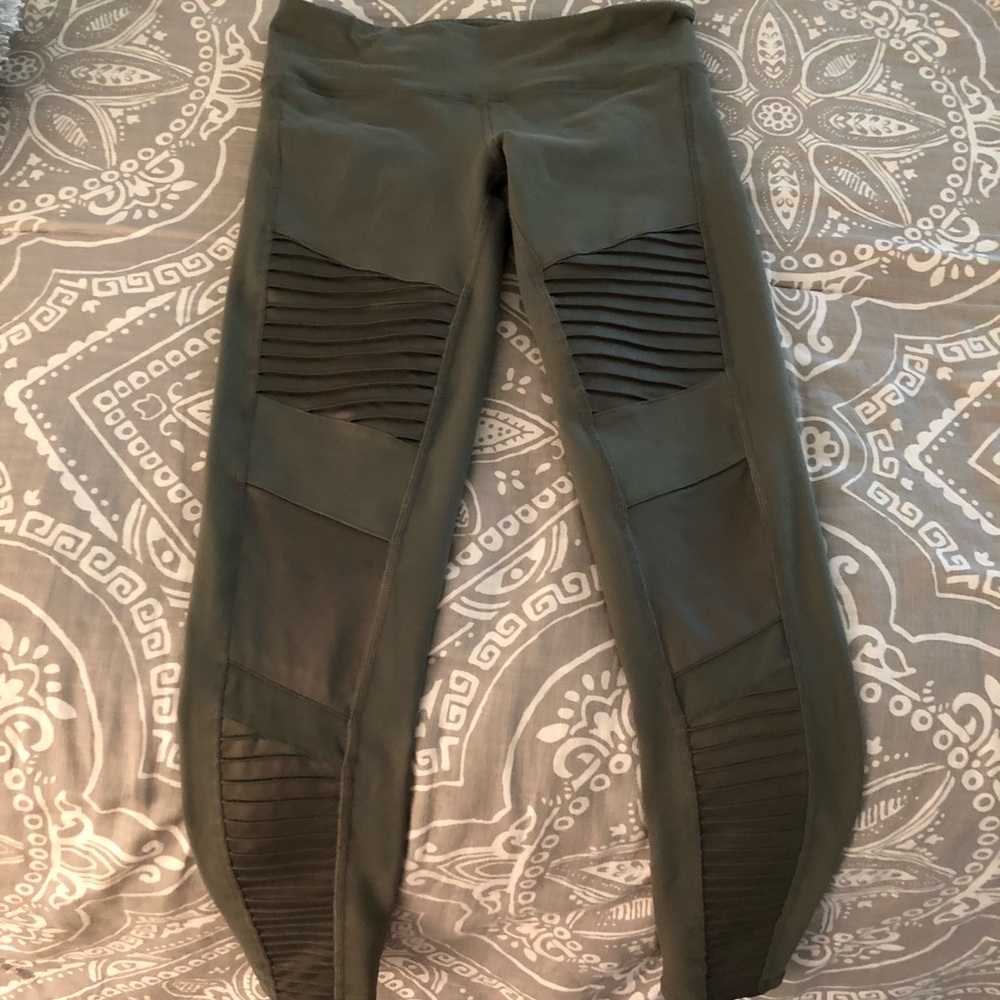 Alo Moto Leggings dark green worn once!